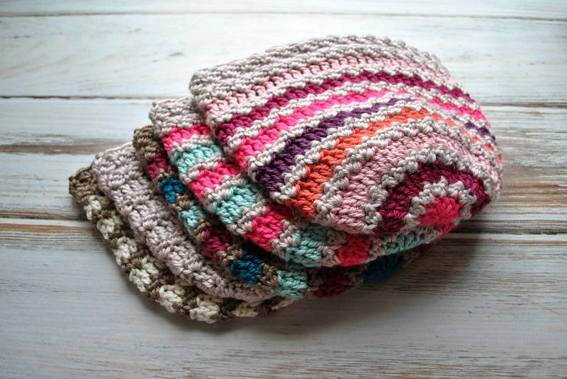 Hump De Bump Beanie | AllFreeCrochet.com