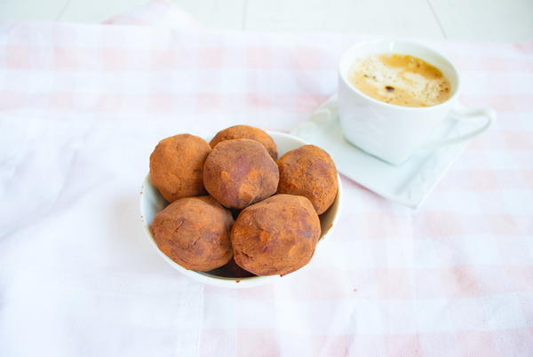 Keto Chocolate Truffles Recipe (healthy Keto Bliss Balls Low Carb)
