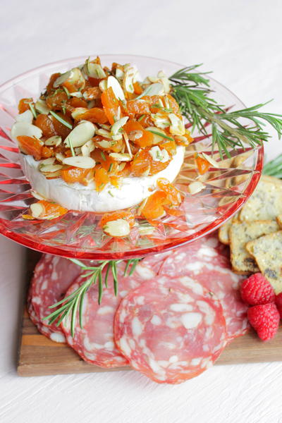 Apricot Honey Baked Brie