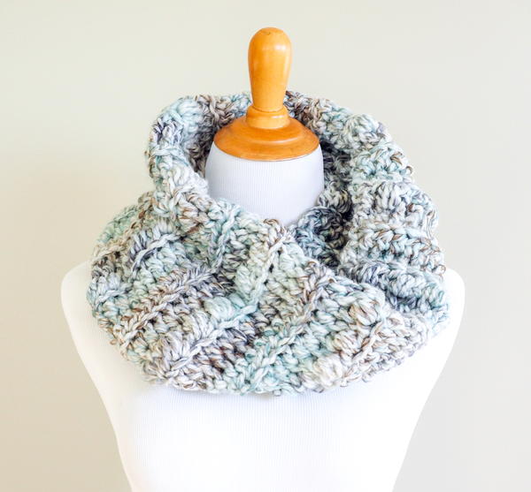 Easy Sea Glass Chunky Crochet Cowl