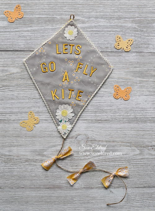 Lets Go Fly a Kite Wall Decor