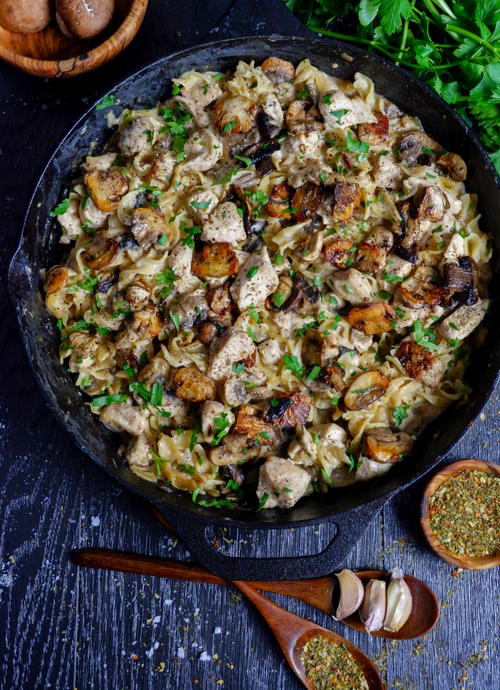 Easy One-pan Chicken Stroganoff Recipe