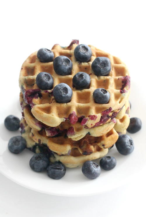 Easy Gluten-free Blueberry Waffles (vegan, Allergy-free)