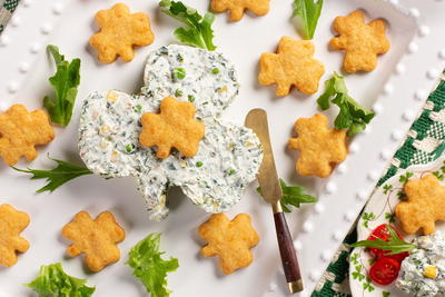 Shamrock Dip with Leprechaun Cheese Crisps