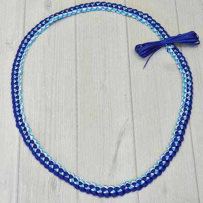 How To Make A Ribbon Lei With 3 Colors