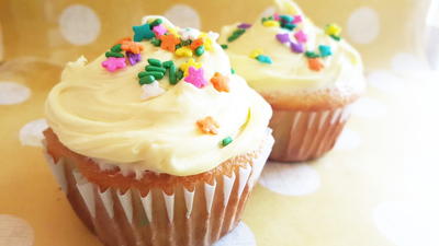 How To Make A Box Cake Mix Taste Like Bakery Cupcakes