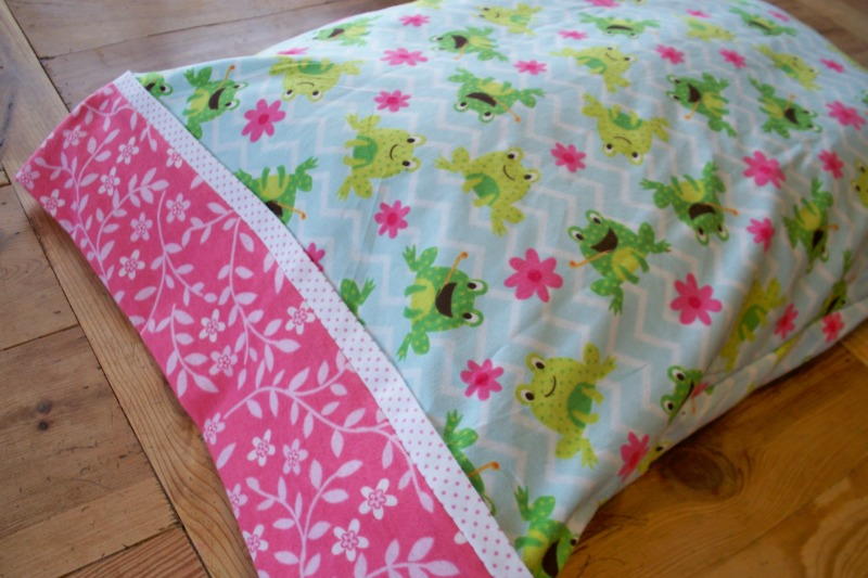 easy-magic-pillowcase-allfreesewing