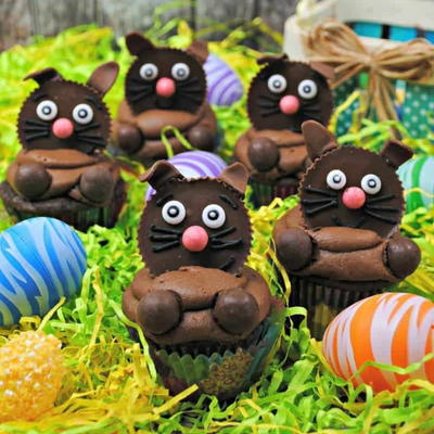 Adorable Easter Bunny Candy Cupcakes