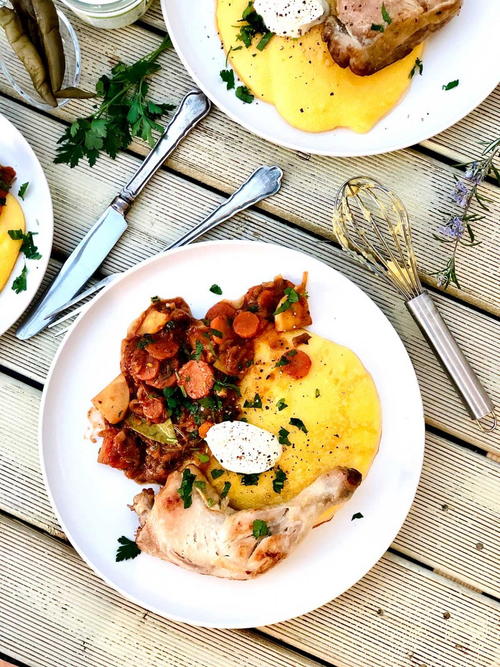 Chicken With Garlic Vegetable Tomato Sauce And Polenta