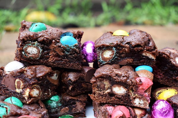 Easter Chocolate Cookie Bars 