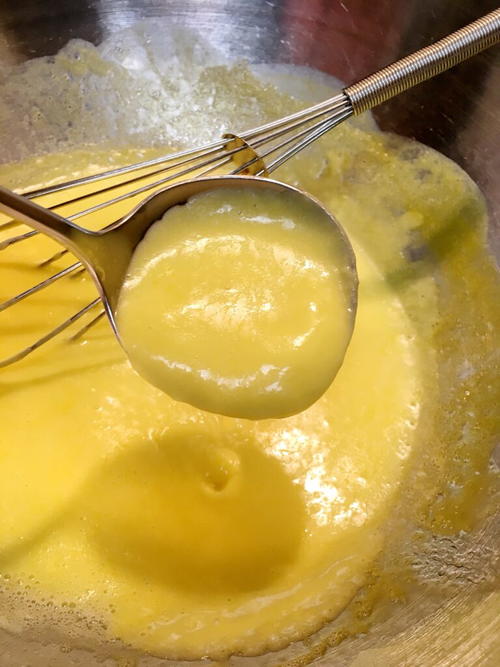 Easy Hollandaise Sauce