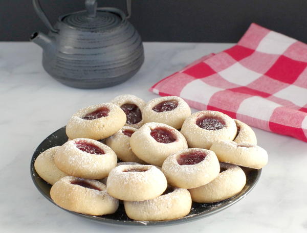 Classic Jam Cookies