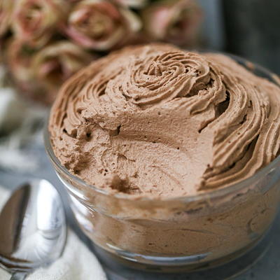 Keto Fluffy Chocolate Mousse – 3 Ingredients