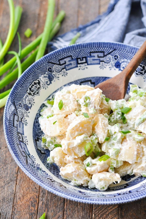 Easy 5-ingredient Potato Salad | RecipeLion.com