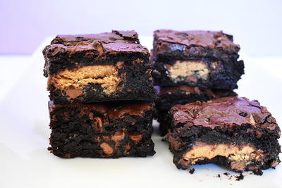 Peanut Butter Cup Brownies 
