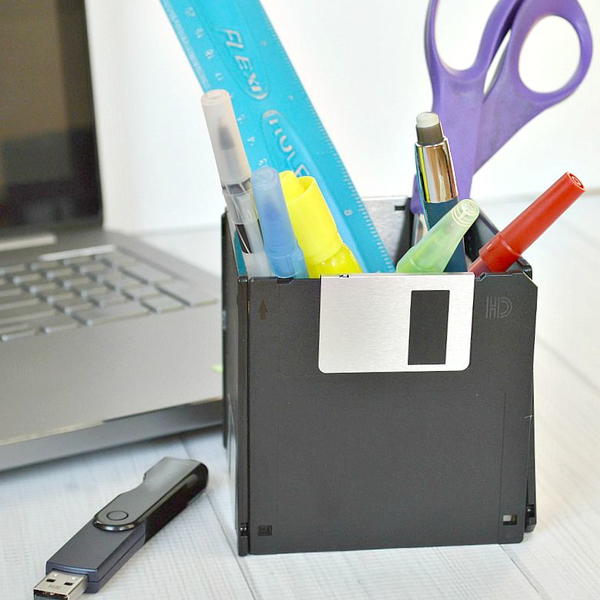 Diy Computer Diskette Pencil Cup