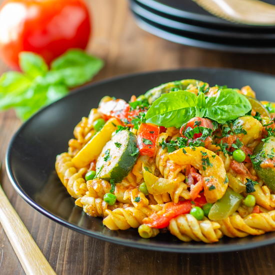 One Pot Curry Pasta With Vegetables