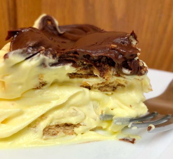 No-bake Eclair Dessert | TheBestDessertRecipes.com