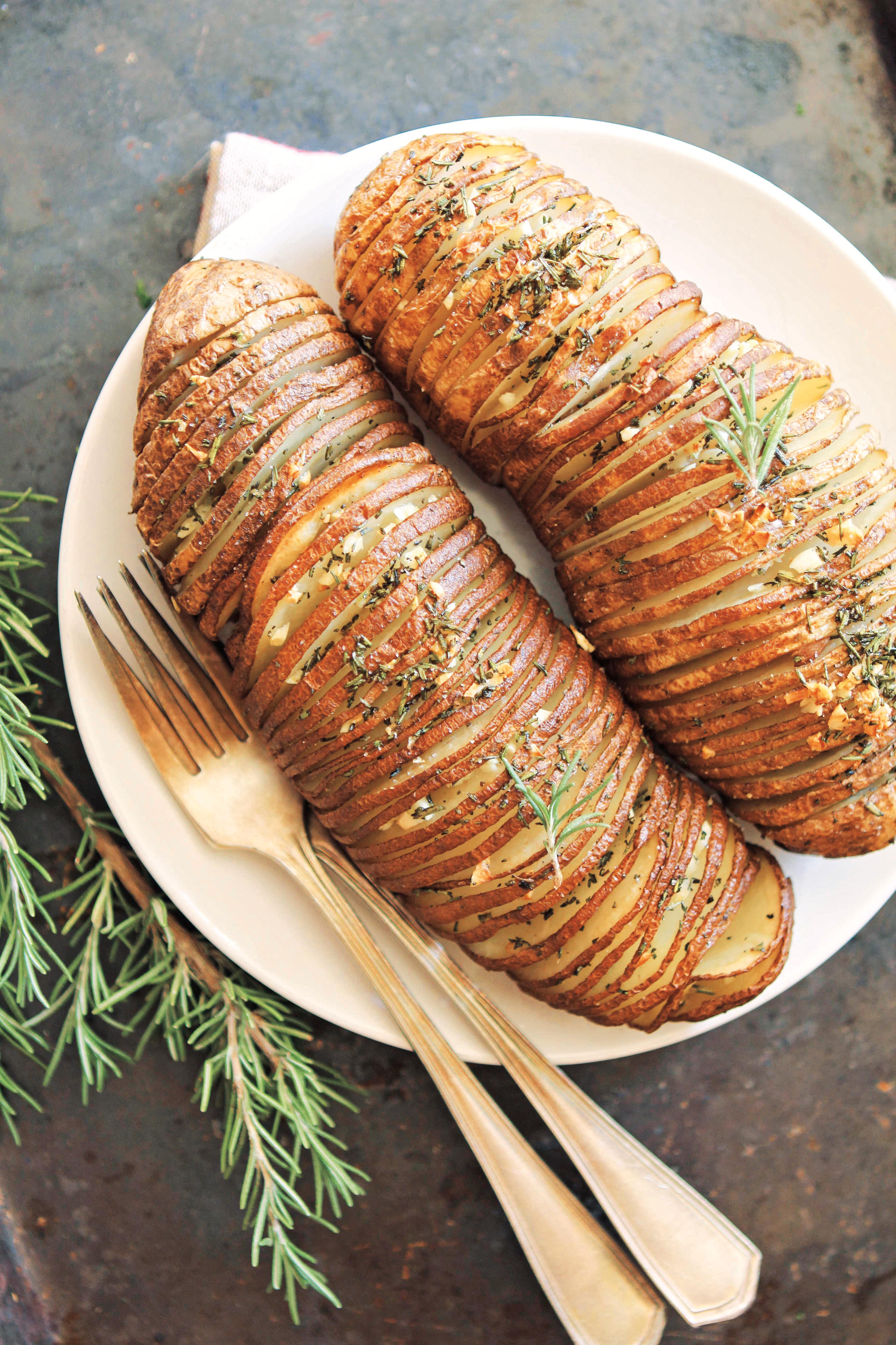 Rosemary Garlic Hasselback Potatoes | Cookstr.com