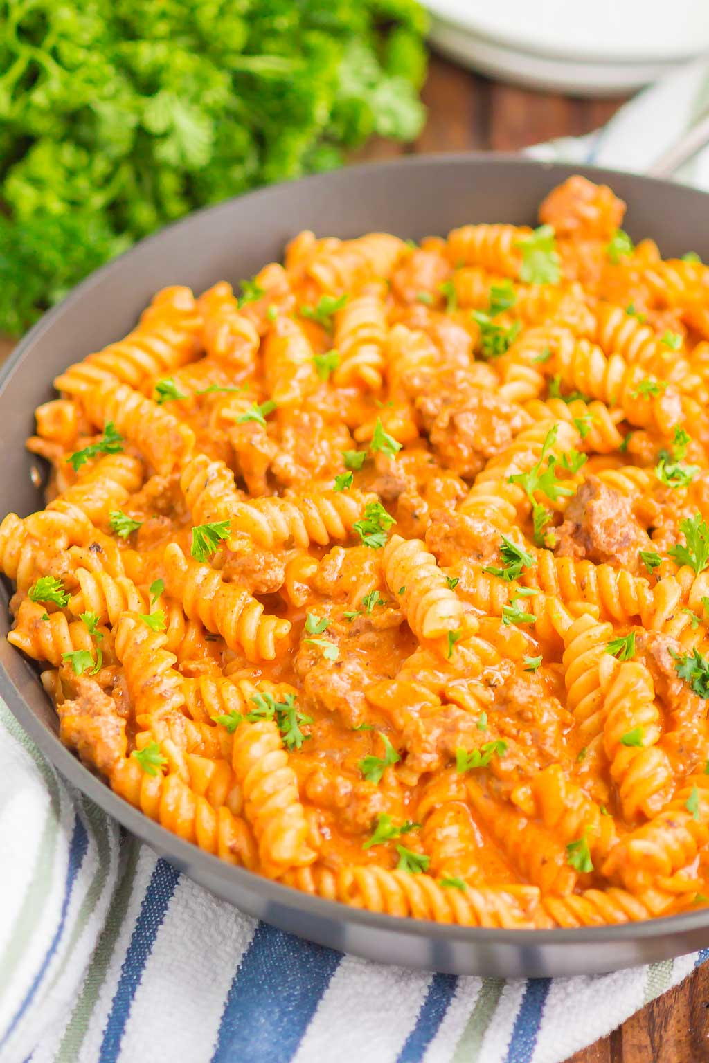 Creamy Ground Beef Pasta | RecipeLion.com