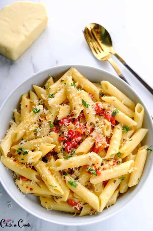 Alfredo Pasta | AllFreeCopycatRecipes.com