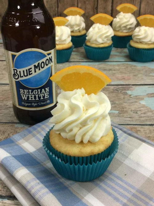 Delicious Blue Moon Boozy Cupcakes