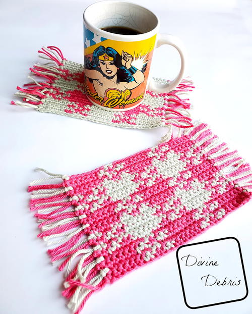 Pretty In Gingham Mug Rugs