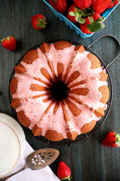 Strawberry Bundt Cake