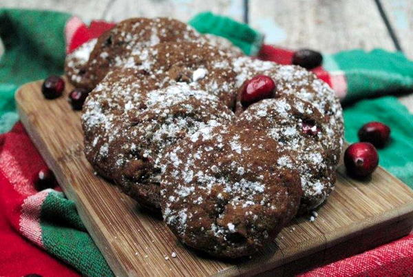 Gingerbread Cranberry Chocolate Chip Cookies