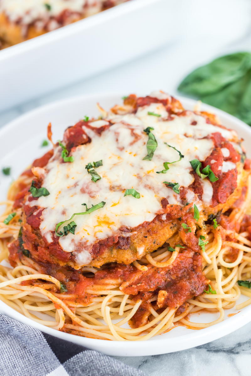 Chicken Parmesan | RecipeLion.com