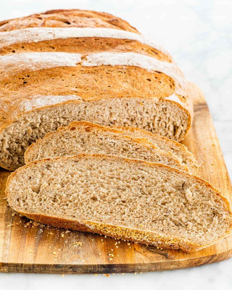 Homemade Rye Bread | RecipeLion.com