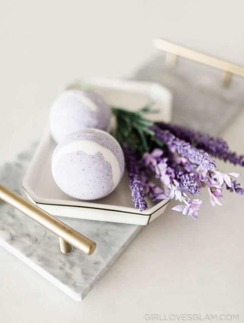 DIY Lavender Vanilla Bath Bombs