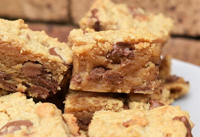 Peanut Butter Cookie Bars 