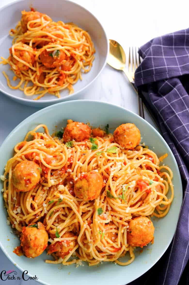 Spaghetti And Meatballs Recipe | AllFreeCopycatRecipes.com