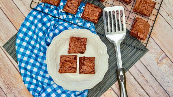 How To Make Homemade Brownies From Scratch