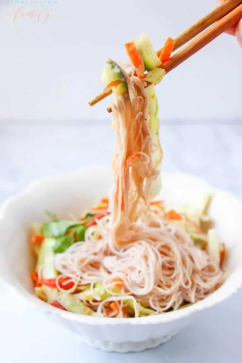 Easy And Delicious Spicy Thai Noodle Bowl | Egg Roll In A Bowl