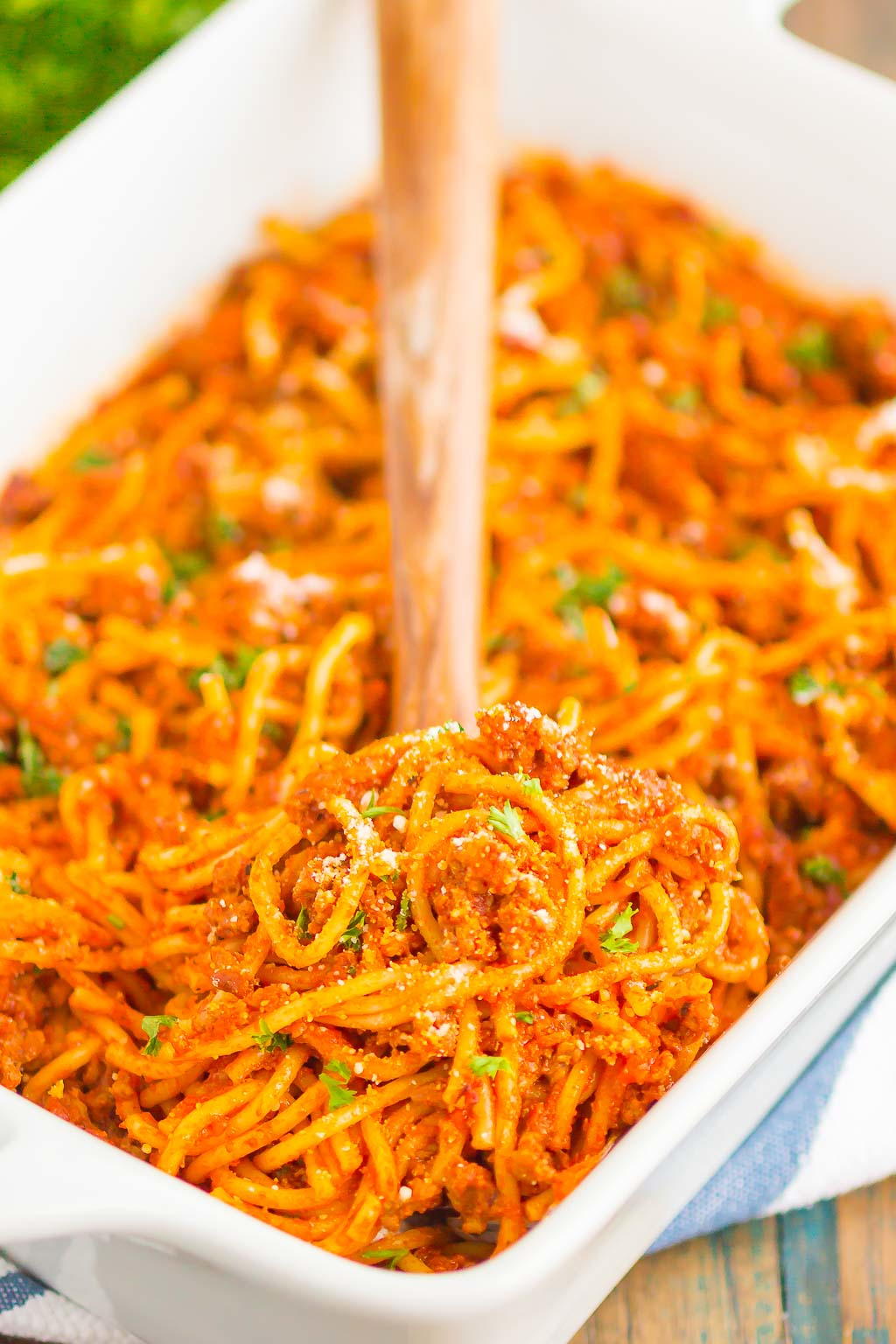 Easy Baked Spaghetti | FaveSouthernRecipes.com