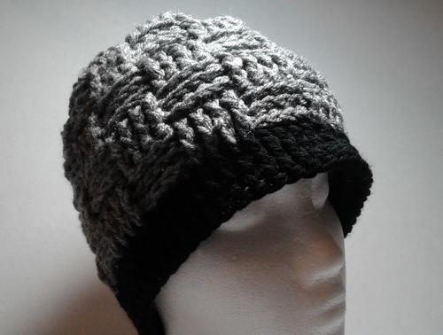 Bobbi Beanie | AllFreeCrochet.com