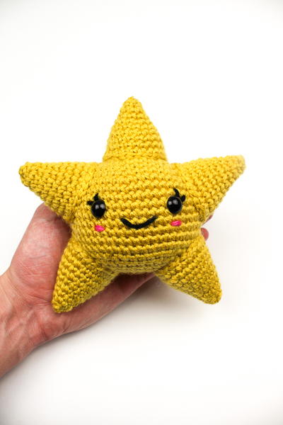 Amigurumi Shooting Star Crochet Pattern
