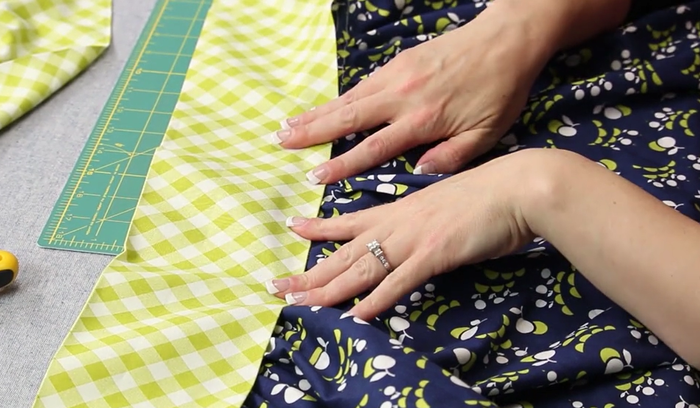 How To Sew A Half Apron (Tutorial) | AllFreeSewing.com