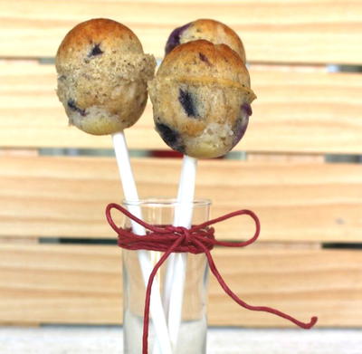 Blueberry Muffin-pops