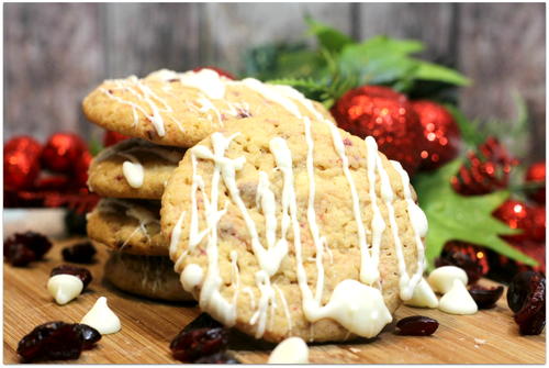 Cranberry Cookies With White Chocolate Drizzle