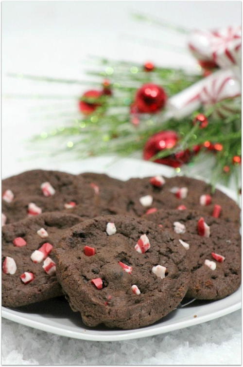 Double Chocolate Peppermint Crunch Cookies | TheBestDessertRecipes.com
