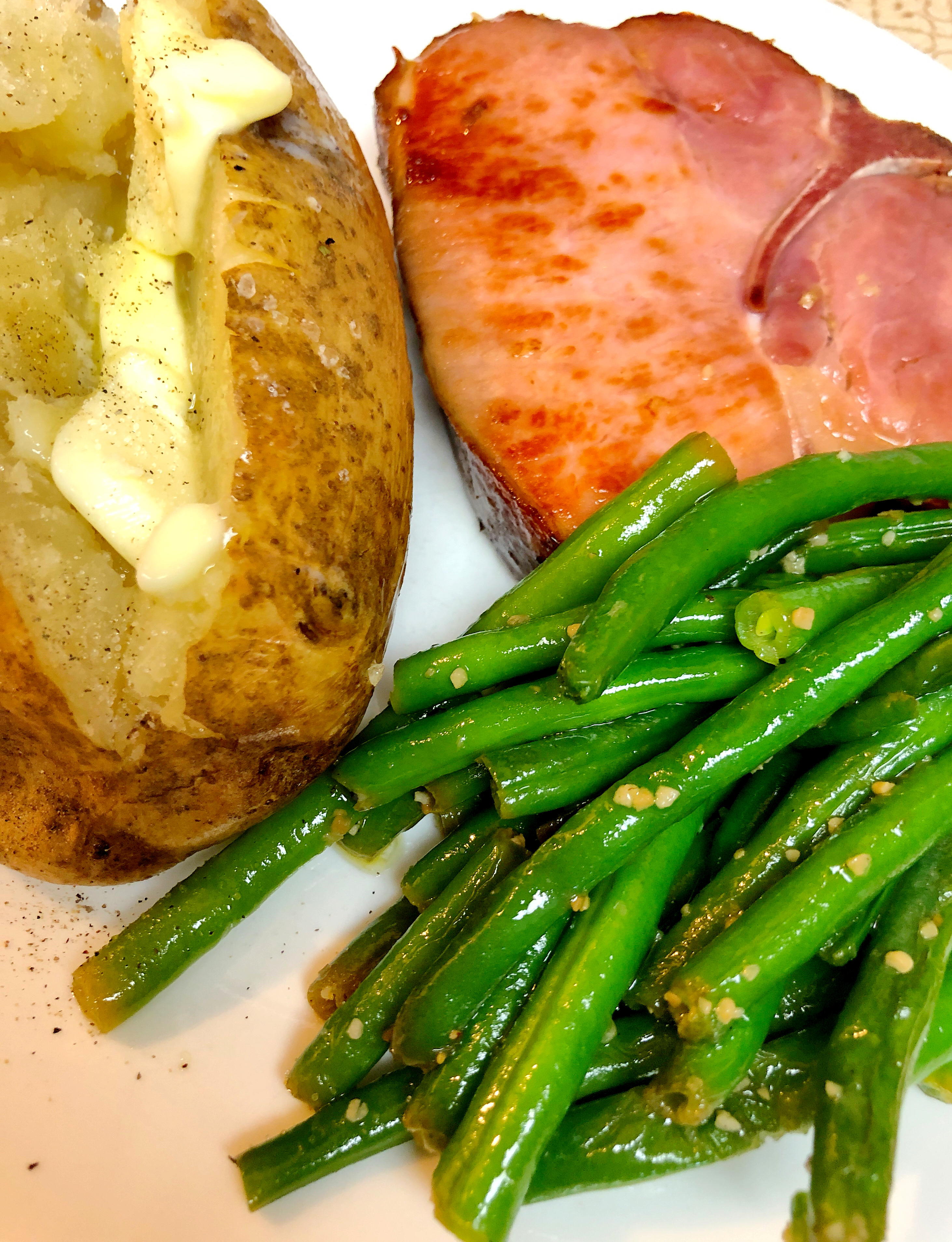 Skillet Garlic Green Beans