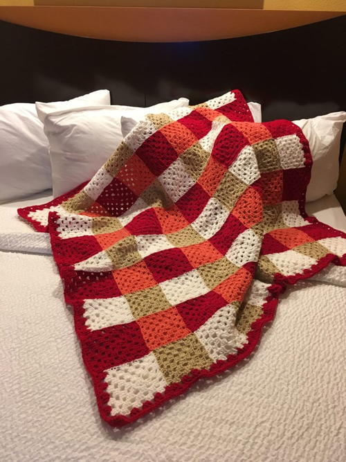 Chic Colorful Granny Square Throw