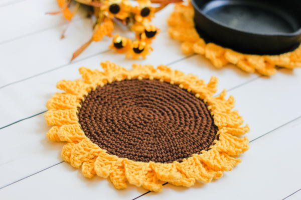 Rustic Sunflower Pot Holder