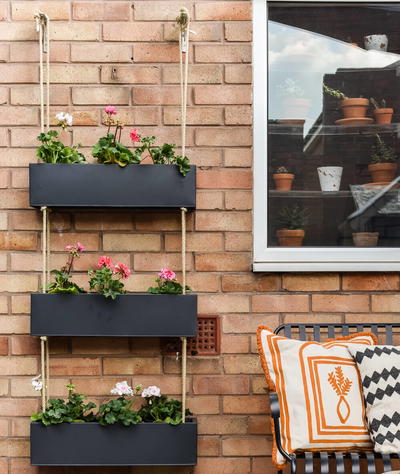 Quick and Easy Hanging Planter