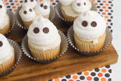 Ghost Cupcakes Recipe | RecipeLion.com