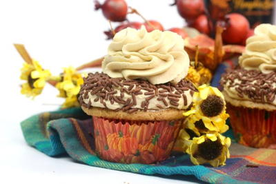 Pumpkin Spice Cupcakes With Buttercream Frosting Recipe