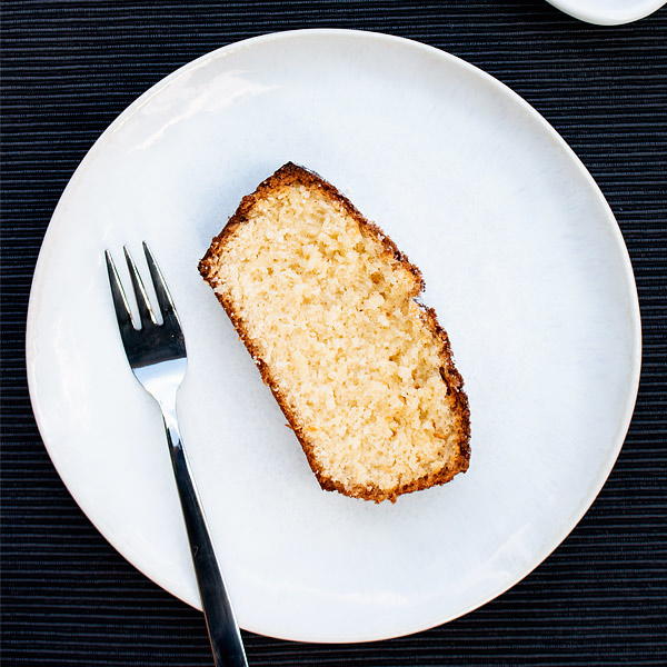 Coconut Cake | RecipeLion.com